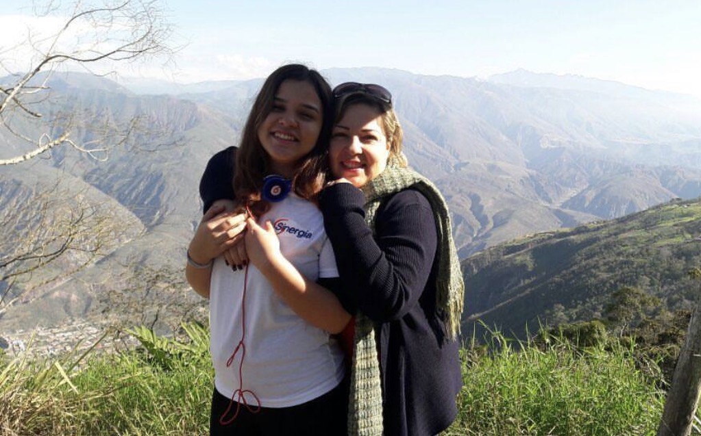Daniela Gutiérrez con su mamá